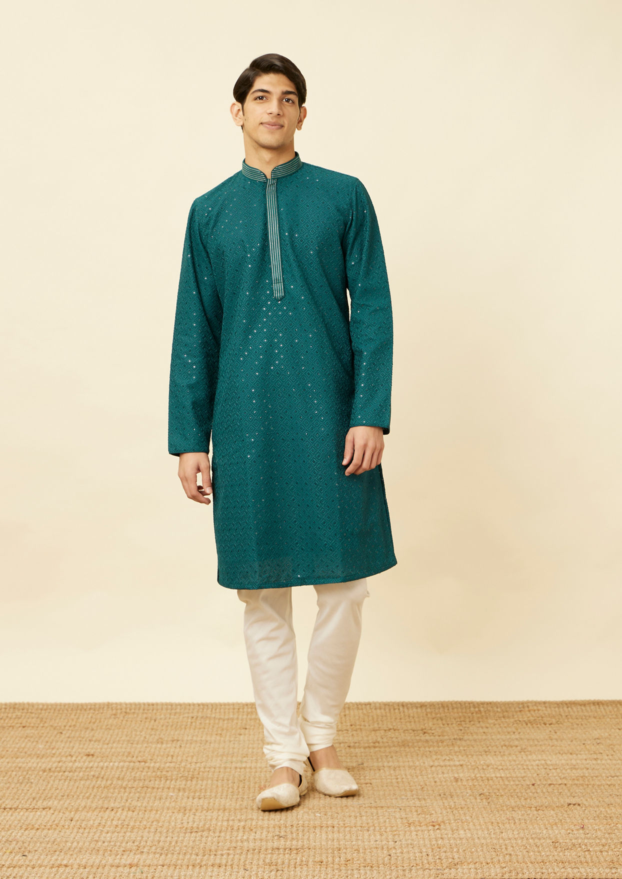 alt message - Twamev Men Turquoise Tale Kurta Set image number 2