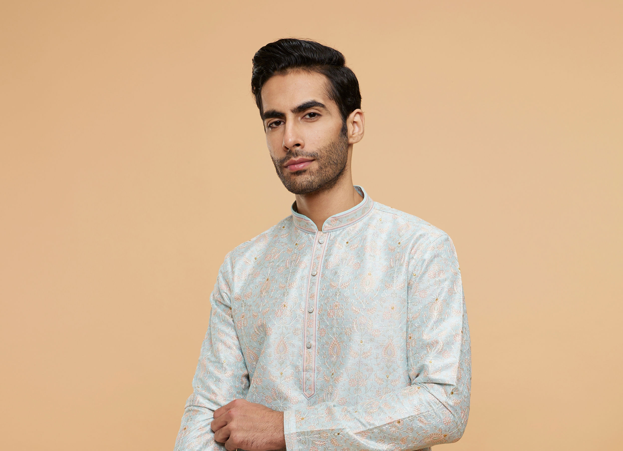 Twamev Men Light Blue Sheen Kurta Pajama