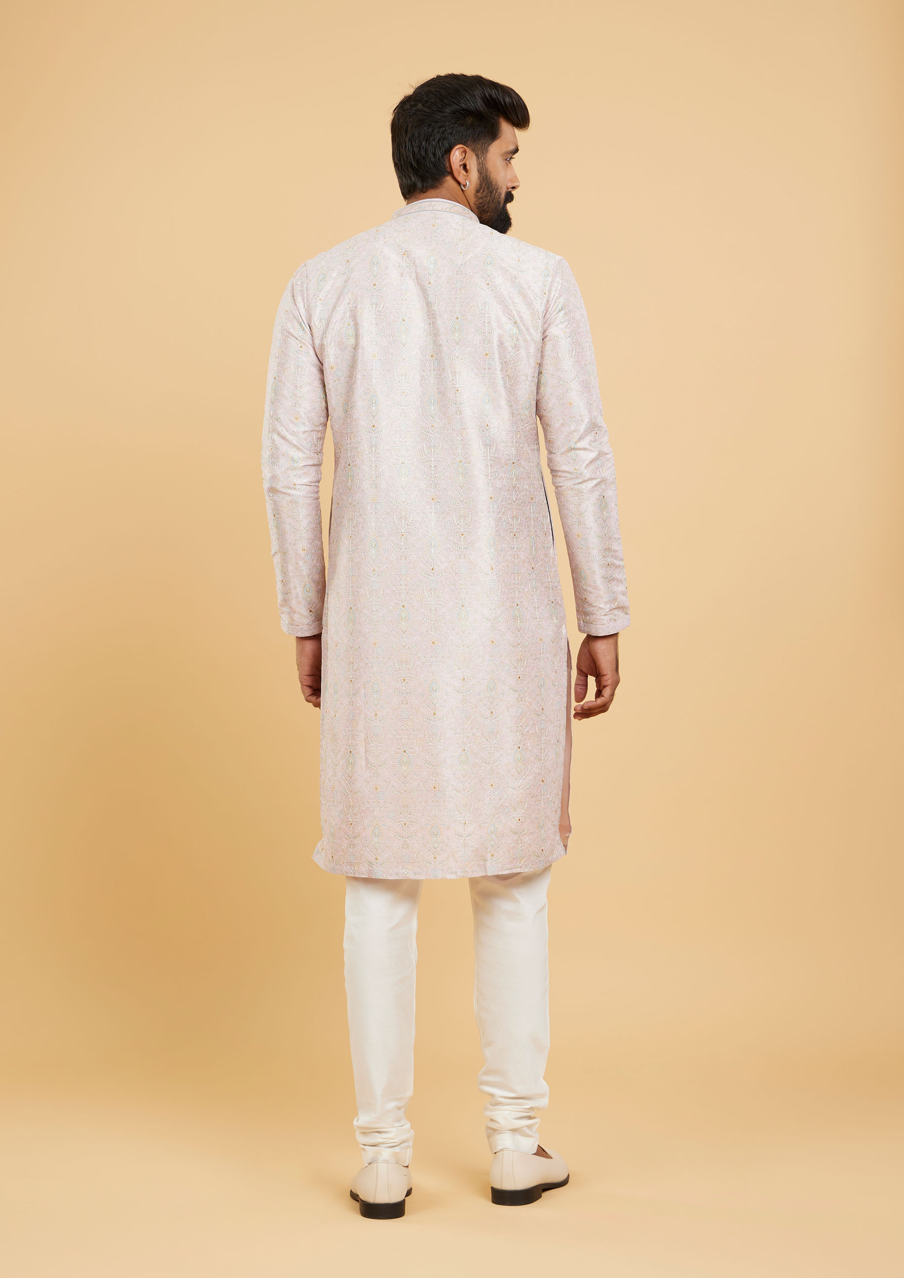 Twamev Men Lilac Hues Festive Kurta Pajama image number 4