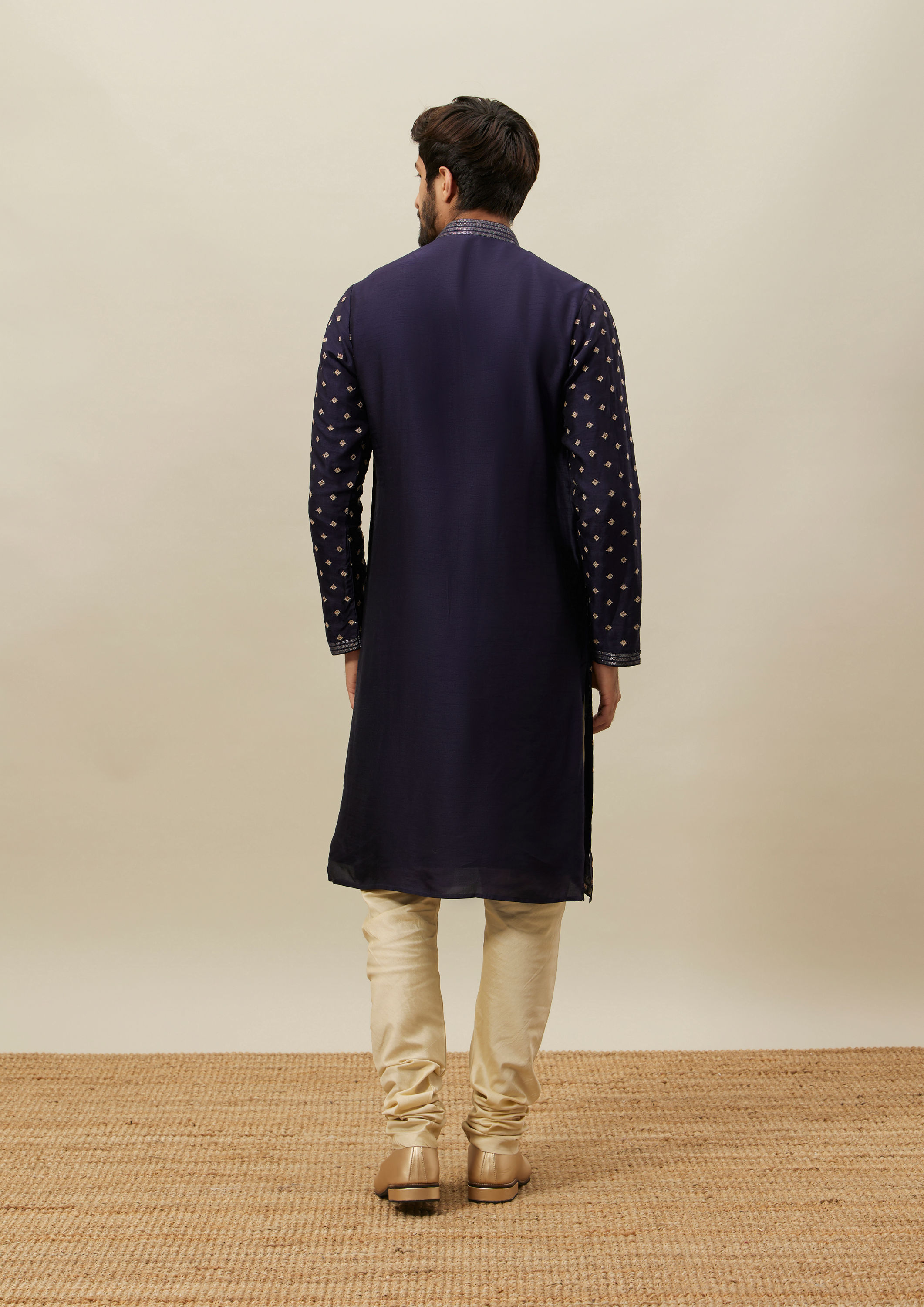 Twamev Men Dark Blue Embroidered Kurta Set