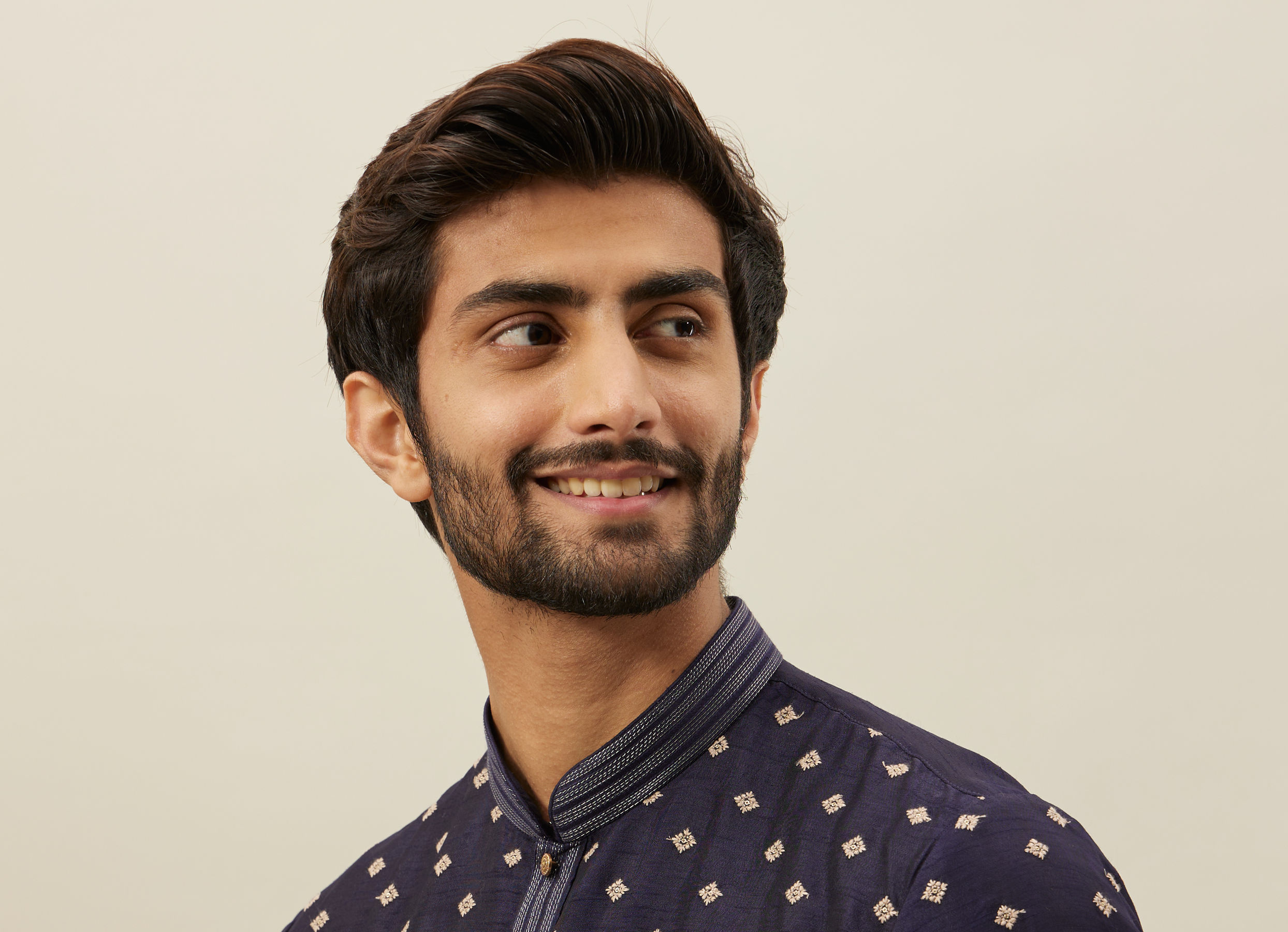 Twamev Men Dark Blue Embroidered Kurta Set