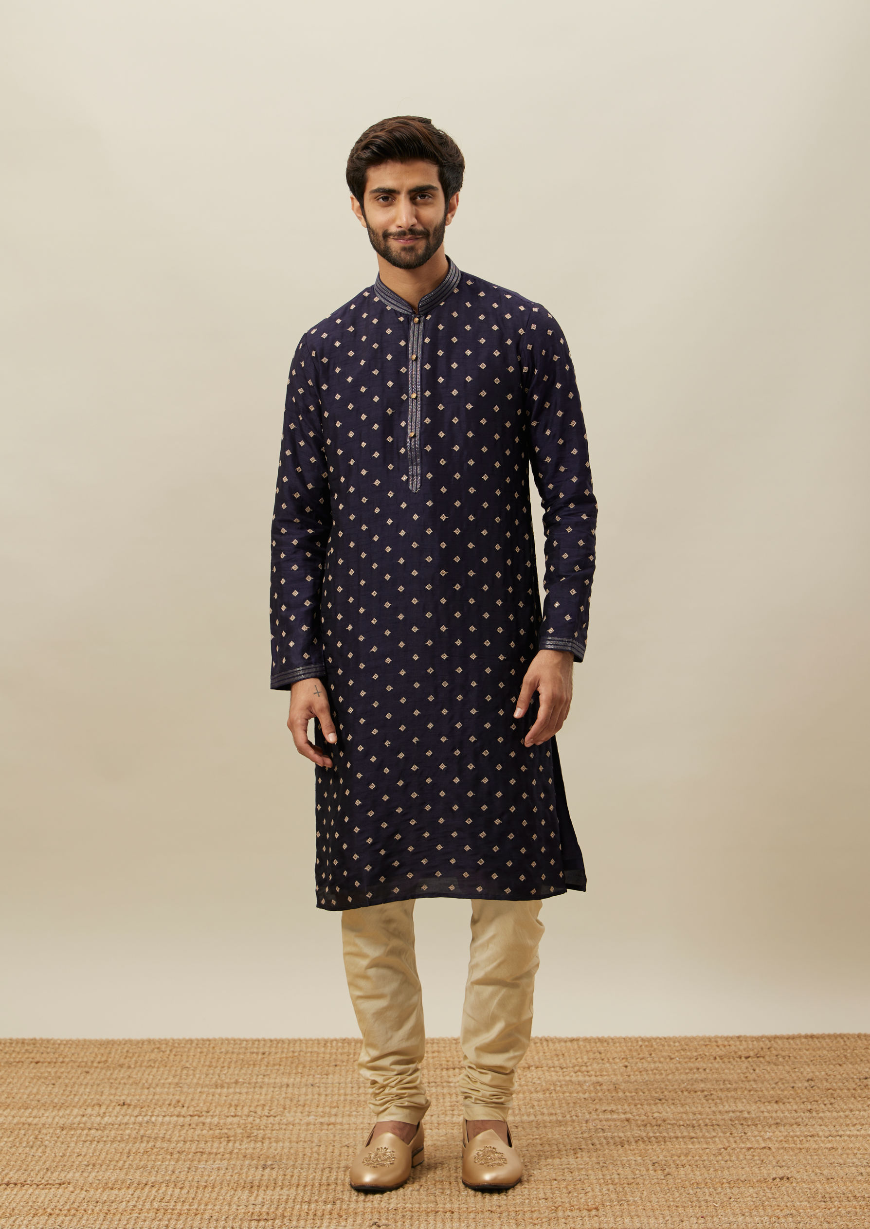 Twamev Men Dark Blue Embroidered Kurta Set