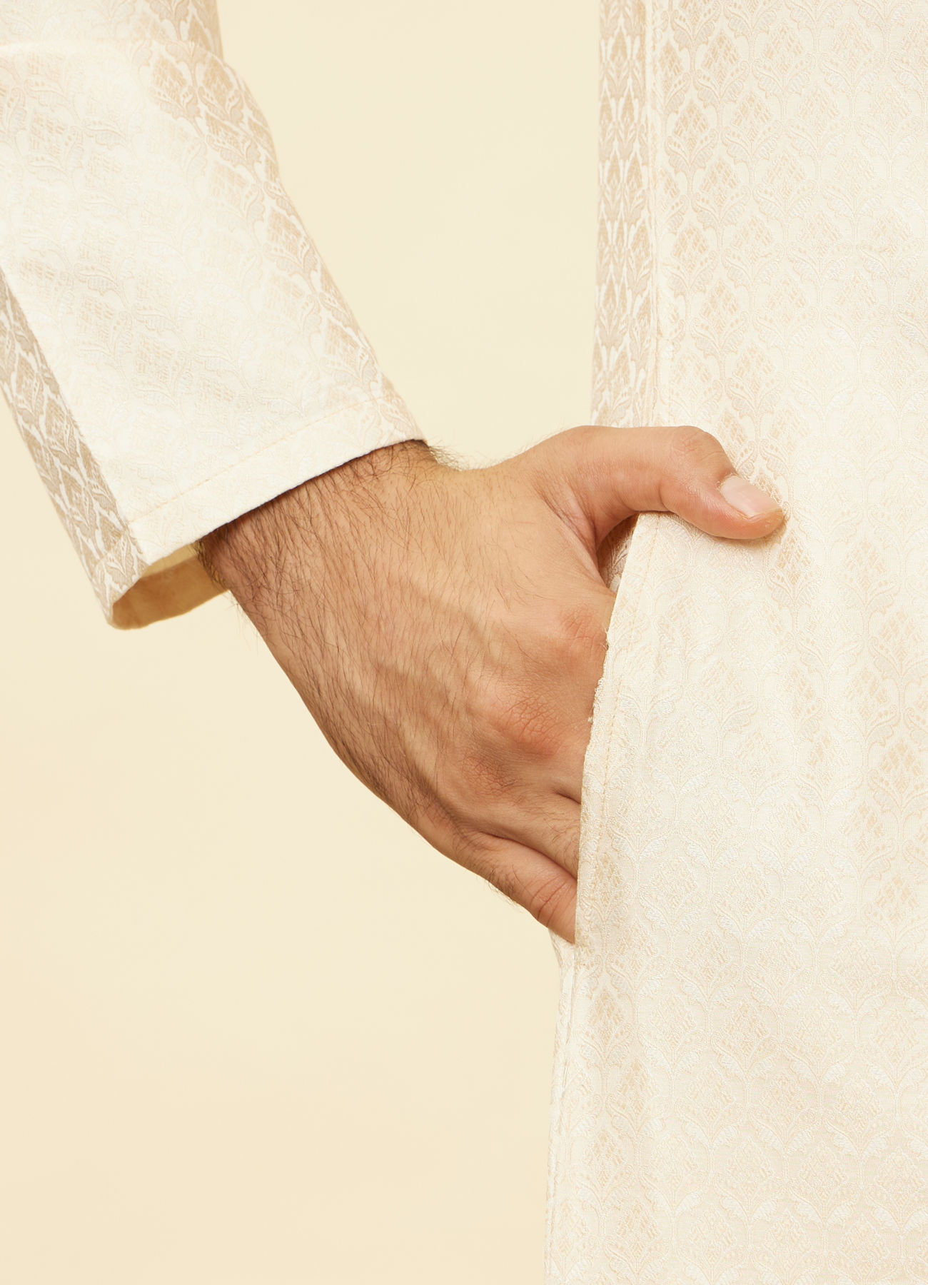 Twamev Men Twinkling Cream Brocade Kurta Pajama