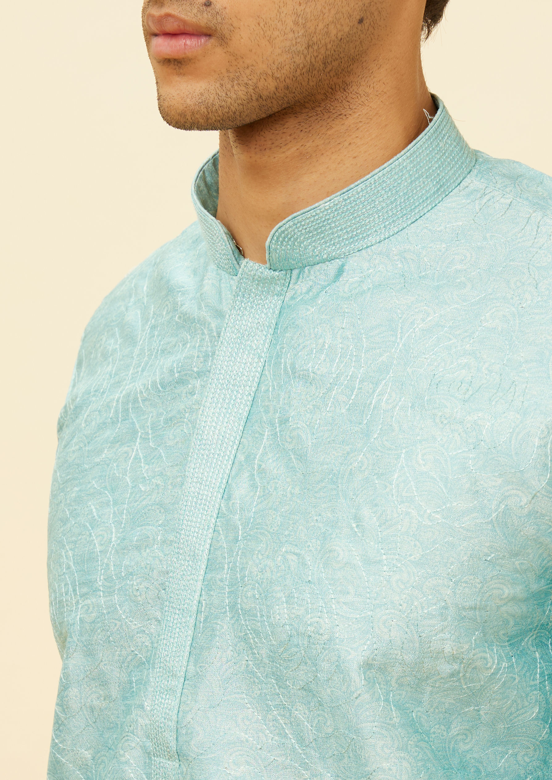 Twamev Men Icy Blue Bel Buti Printed Kurta Set