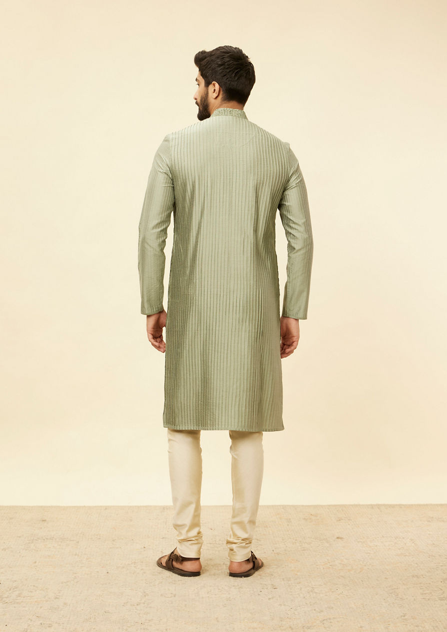 alt message - Twamev Men Emerald Elegance Kurta Pajama image number 4