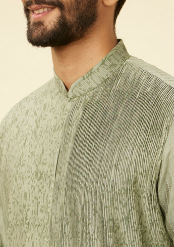 alt message - Twamev Men Emerald Elegance Kurta Pajama image number 1