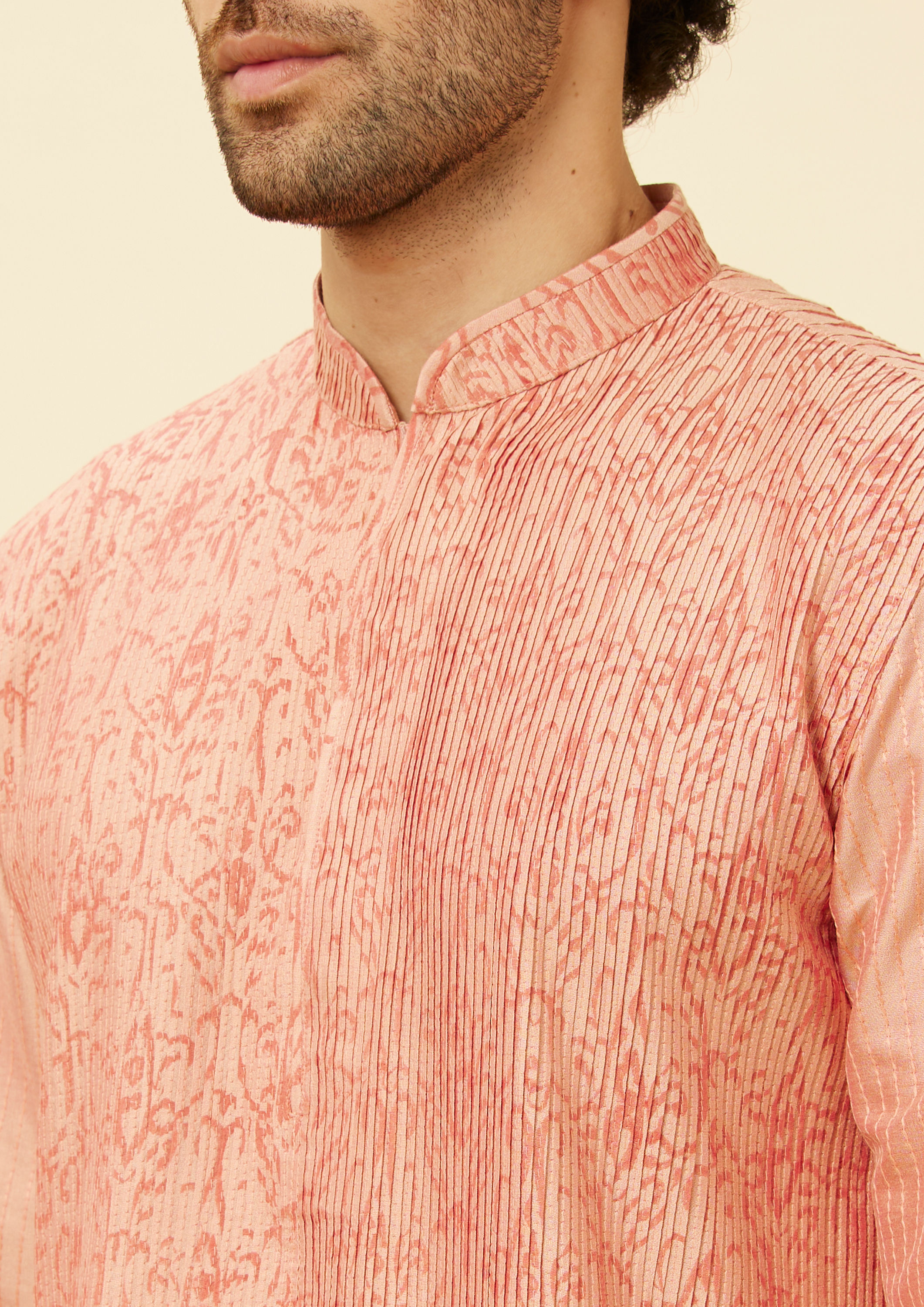 Twamev Men Peach Abstract Patterned Thread Work Kurta Set image number 1