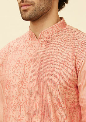 alt message - Twamev Men Peach Abstract Patterned Thread Work Kurta Set image number 1