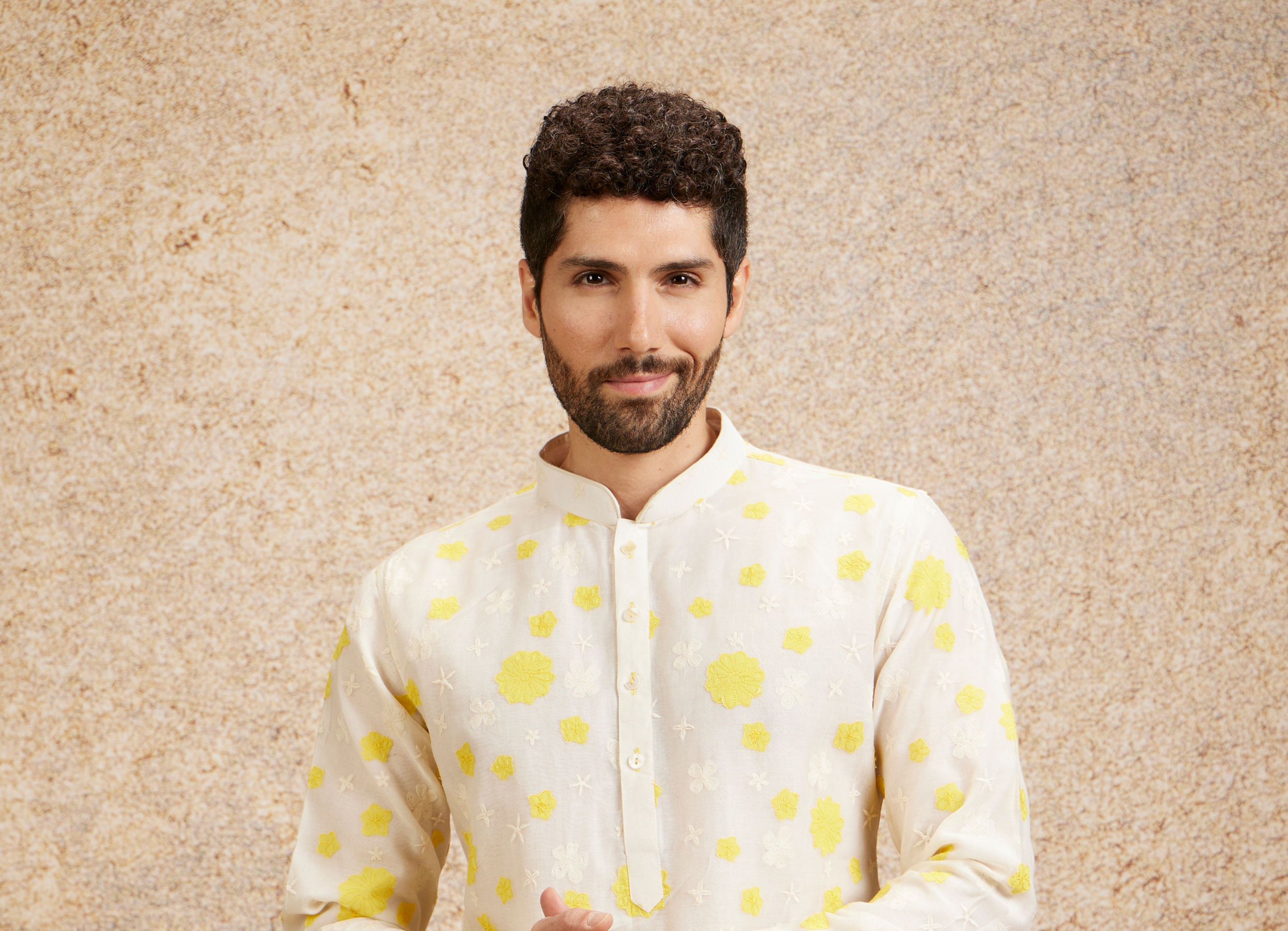 Twamev Men Cream Yellow Flower Printed Kurta Set