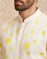 Twamev Men Cream Yellow Flower Printed Kurta Set