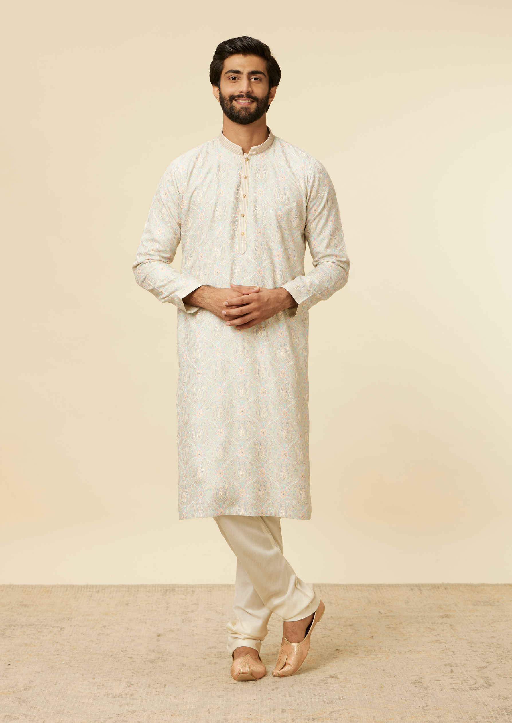 Twamev Men Light Grey Paisley Printed Kurta Set