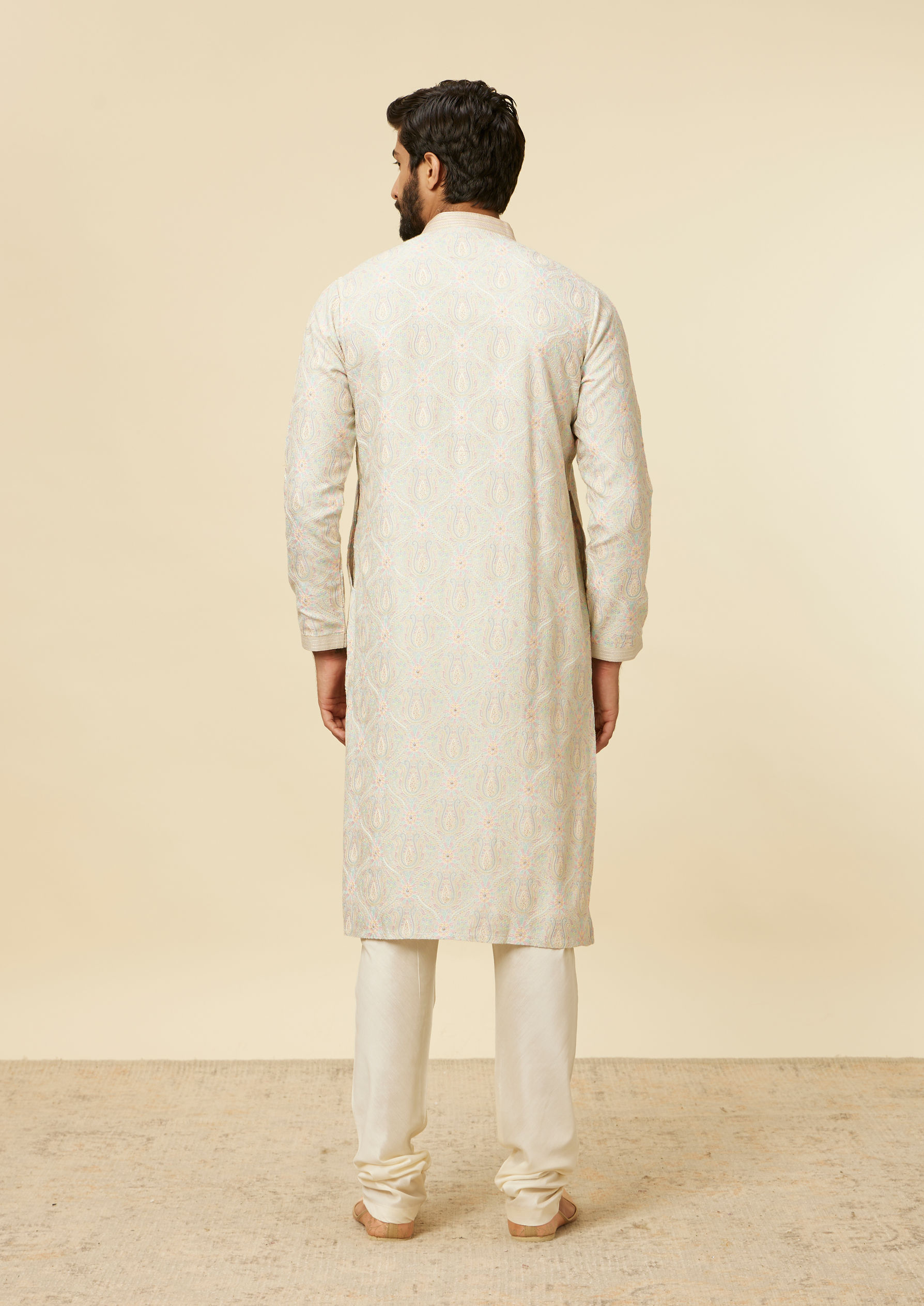 Twamev Men Light Grey Paisley Printed Kurta Set