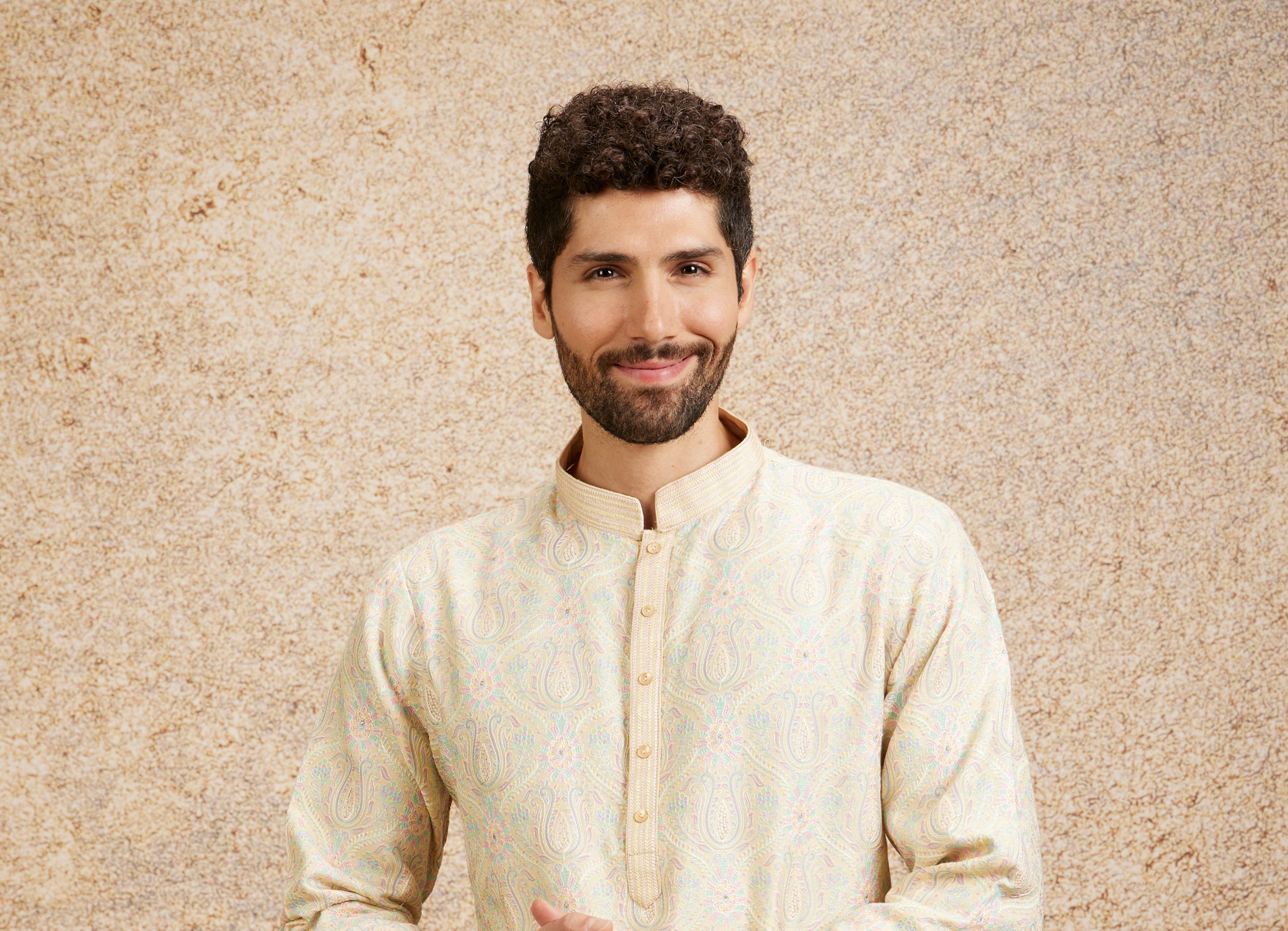 Twamev Men Peach Zari Embroidered Kurta Pajama
