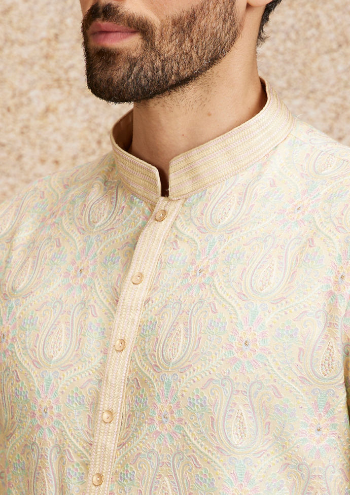 Twamev Men Peach Zari Embroidered Kurta Pajama