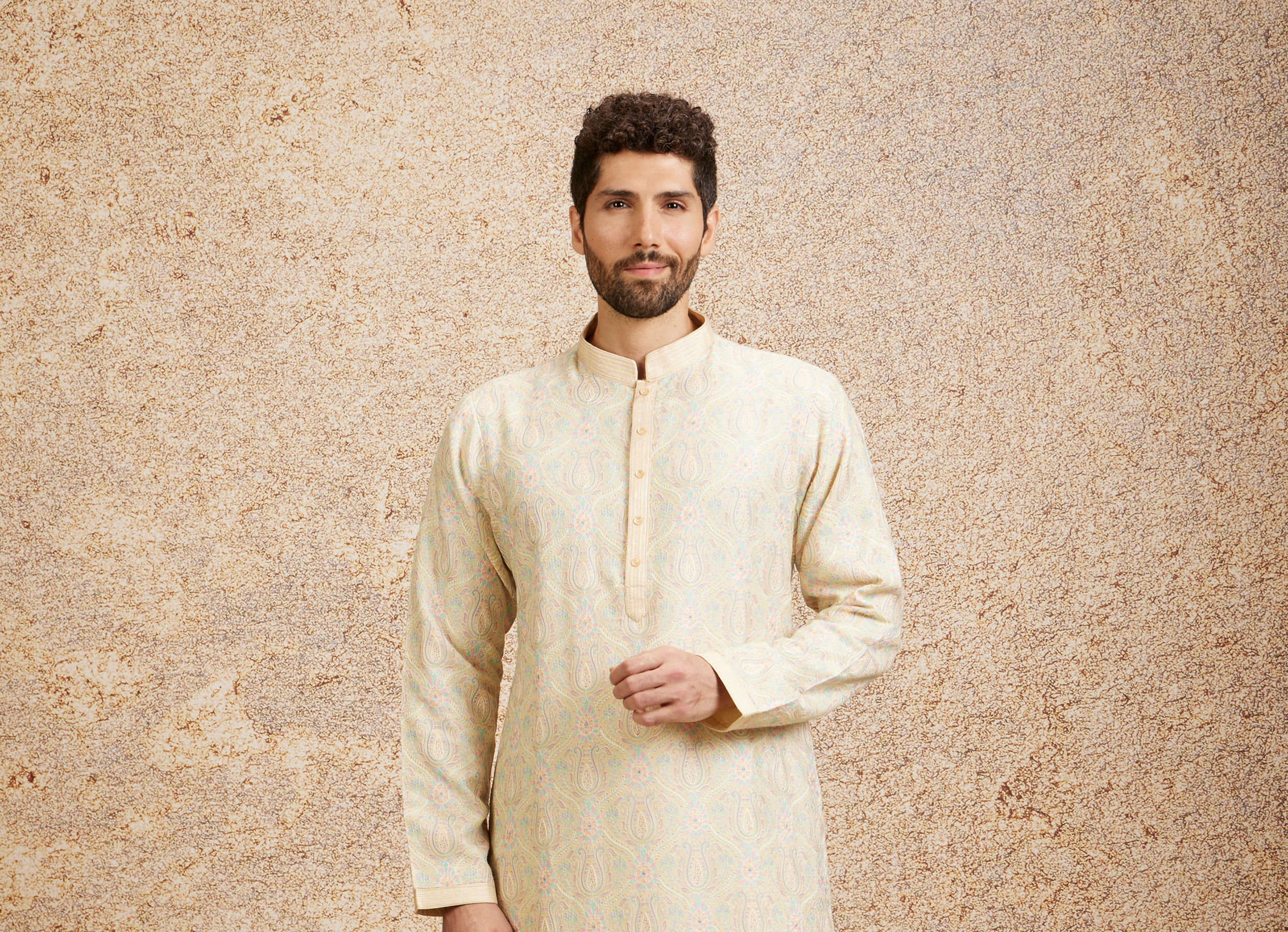 Twamev Men Peach Zari Embroidered Kurta Pajama