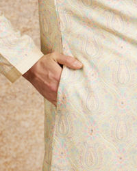 Twamev Men Peach Zari Embroidered Kurta Pajama