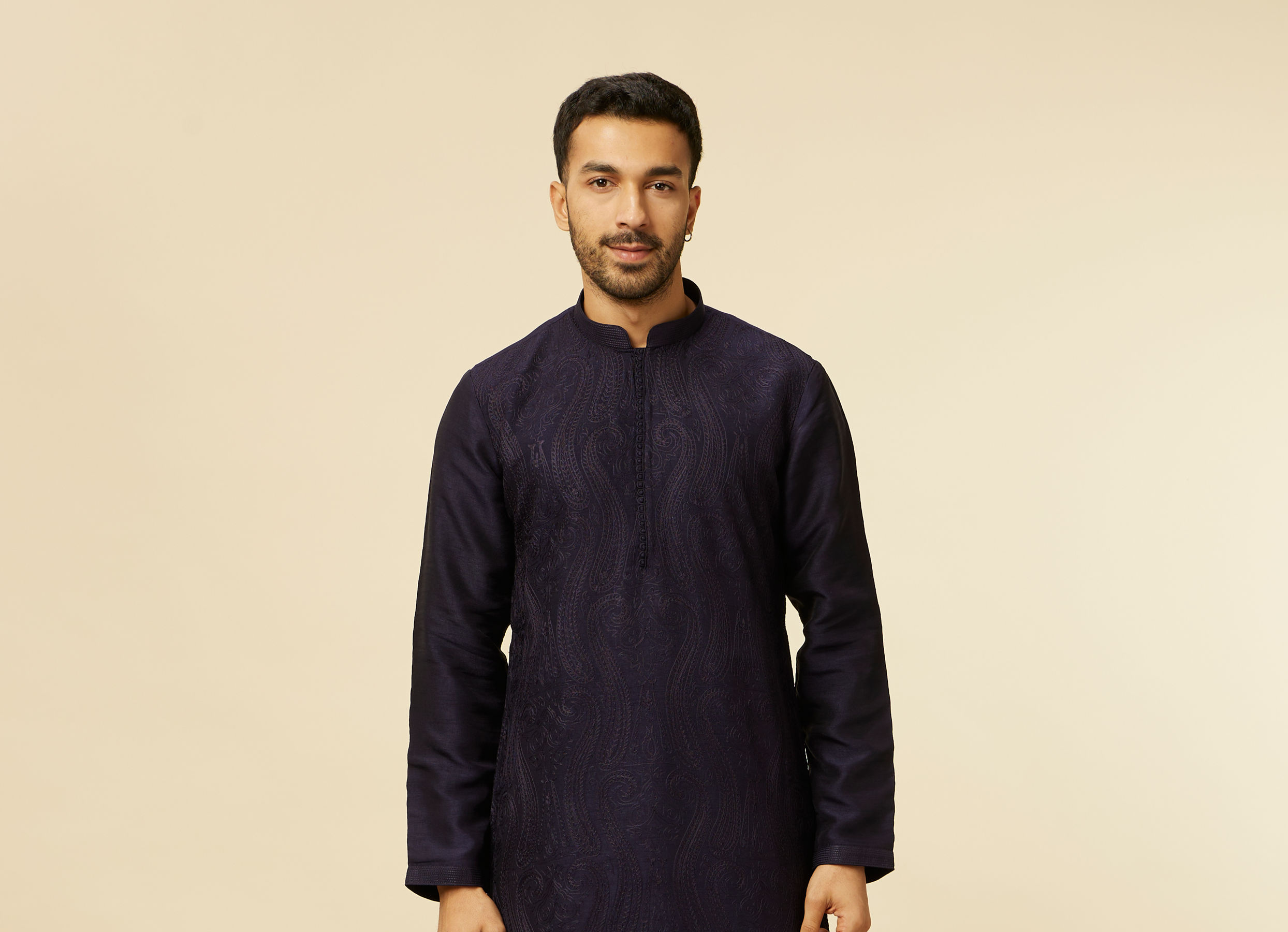 Twamev Men Dark Blue Self Patterned Kurta Set