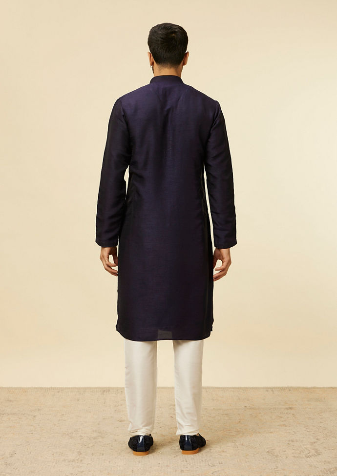 alt message - Twamev Men Dark Blue Self Patterned Kurta Set image number 4