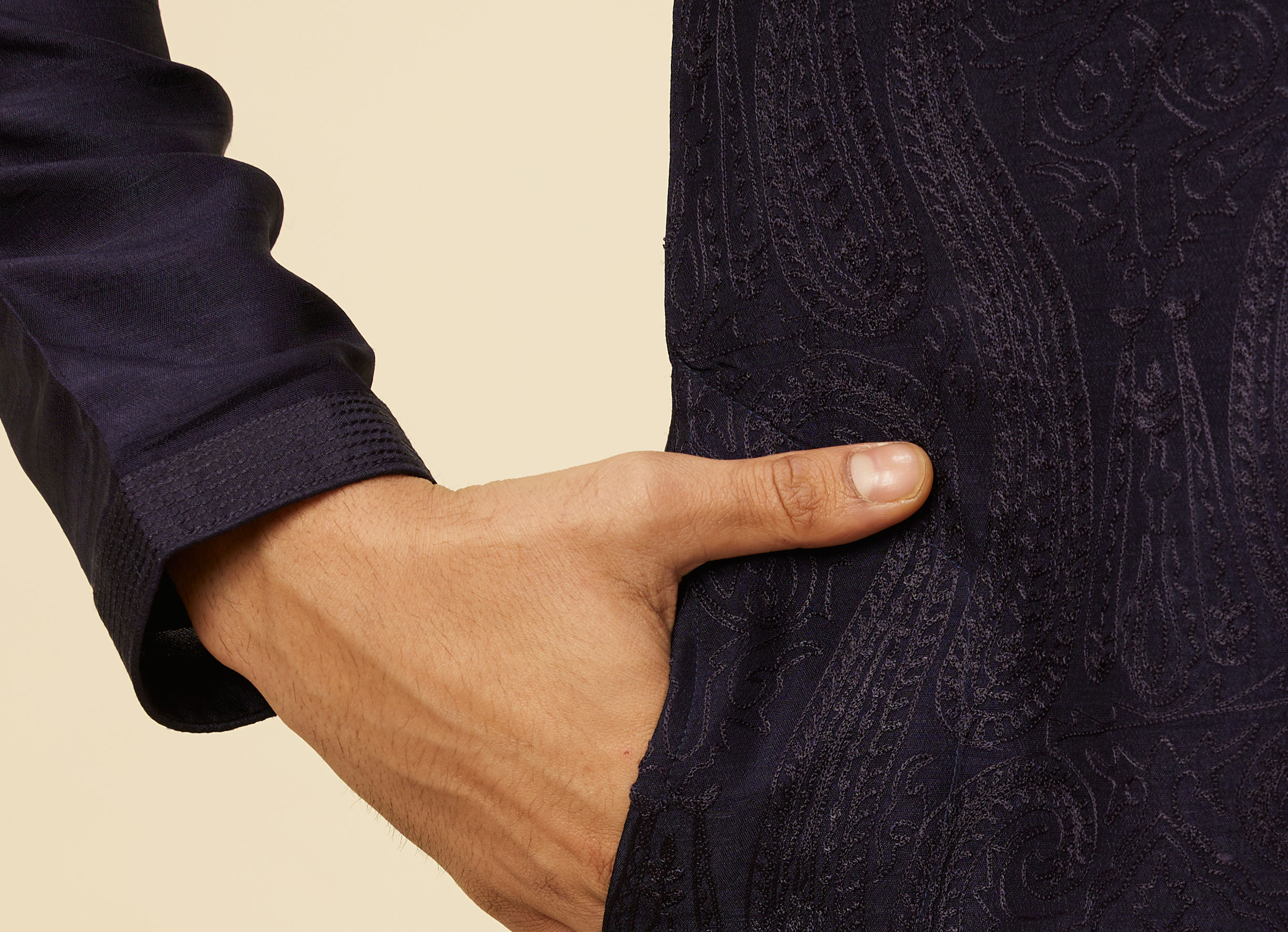 Twamev Men Dark Blue Self Patterned Kurta Set