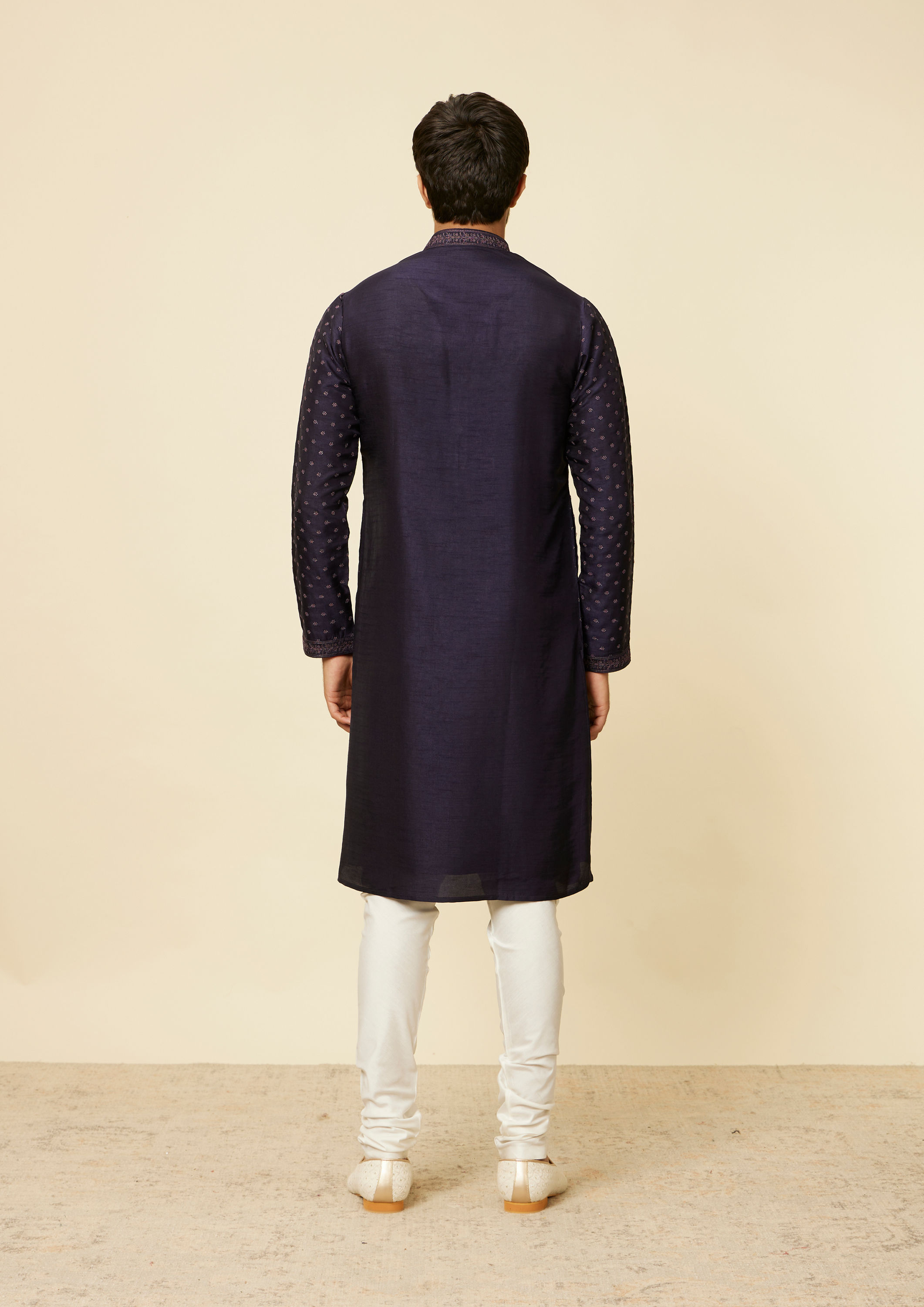 Twamev Men Midnight Blue Self Patterned Kurta Set