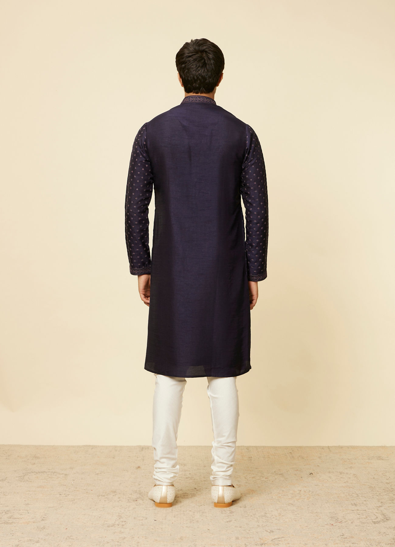 Twamev Men Midnight Blue Self Patterned Kurta Set