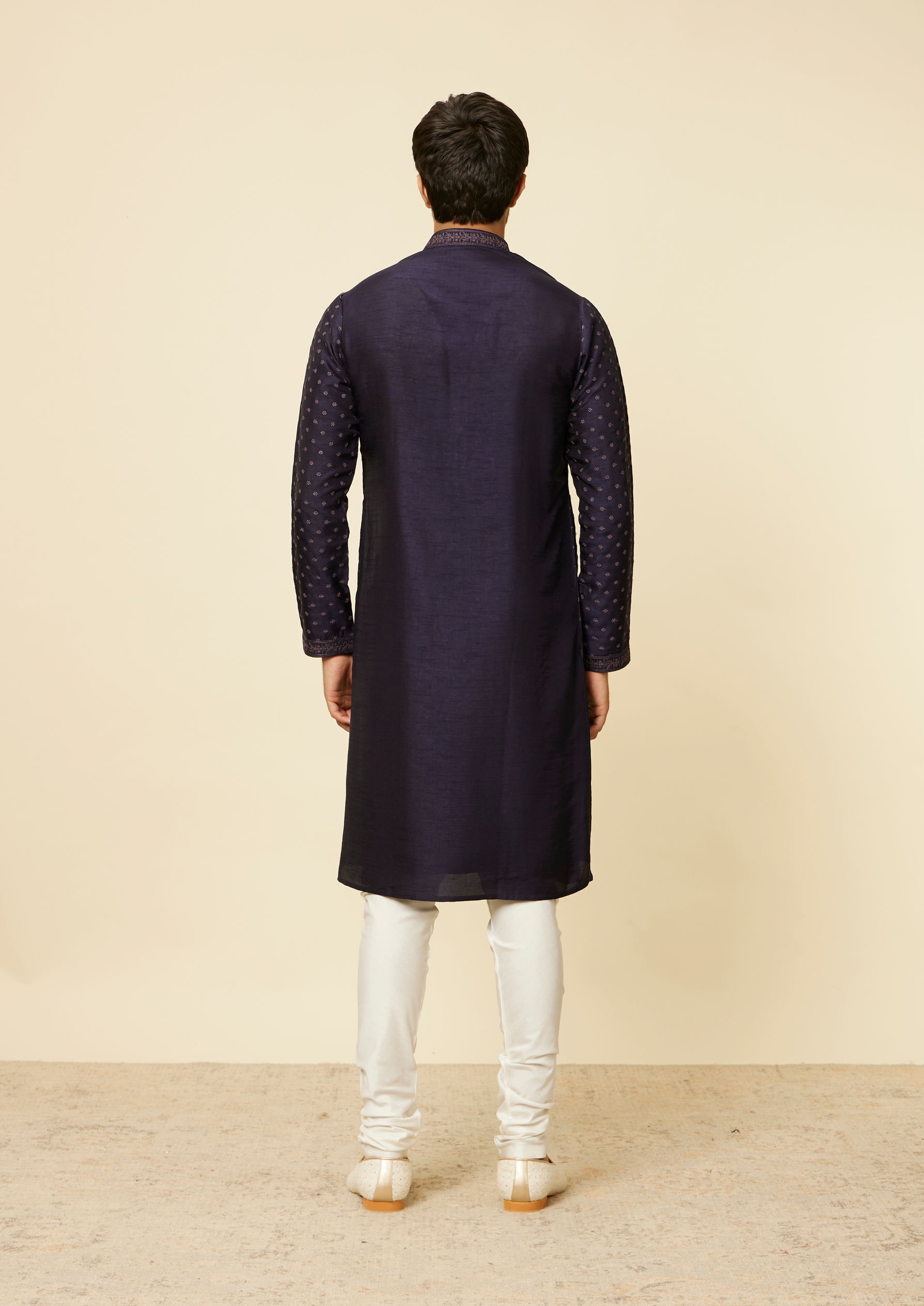 Twamev Men Midnight Blue Self Patterned Kurta Set