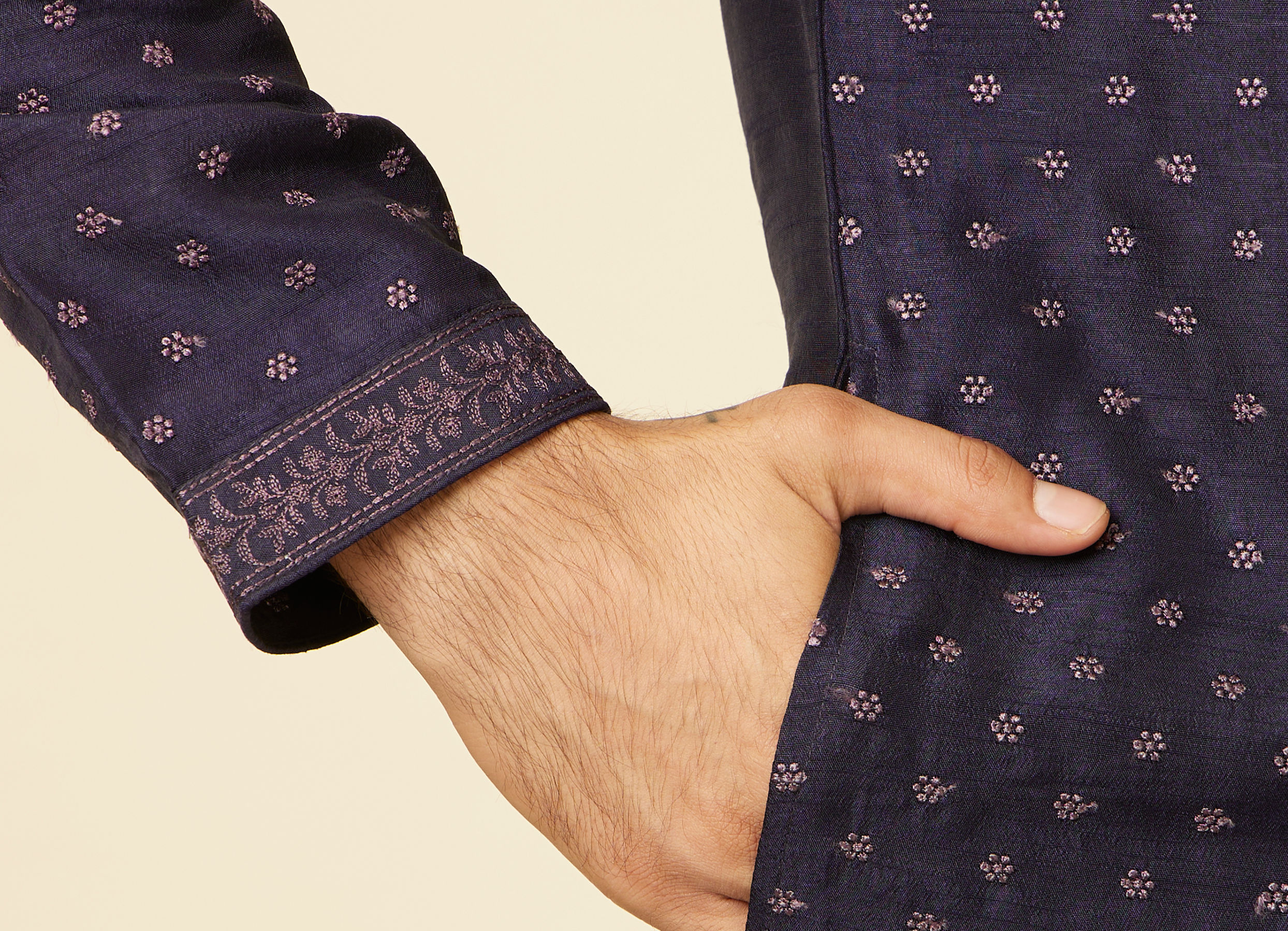 Twamev Men Midnight Blue Self Patterned Kurta Set