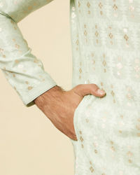 Twamev Men Light Blue Floral Buta Patterned Kurta Set