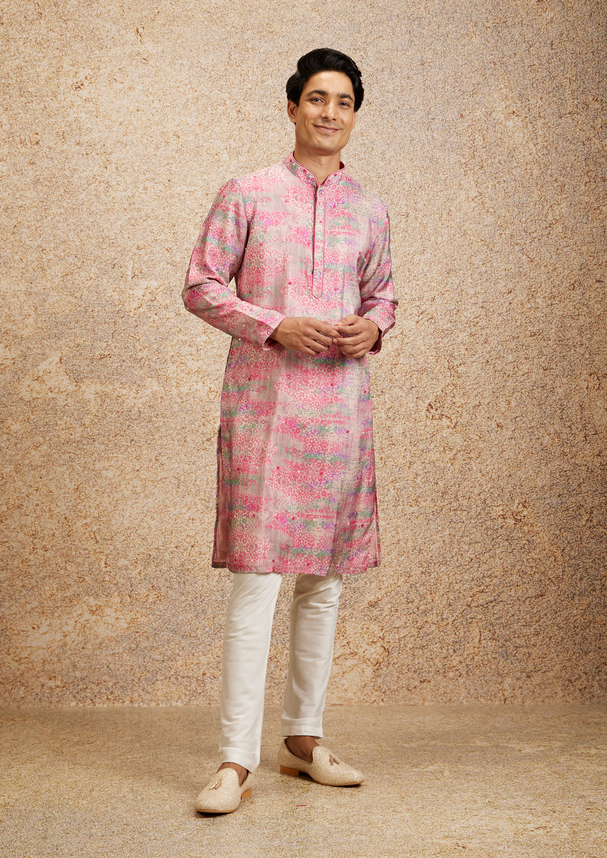 alt message - Twamev Men Pink Splendor Embellished Kurta Pajama image number 2