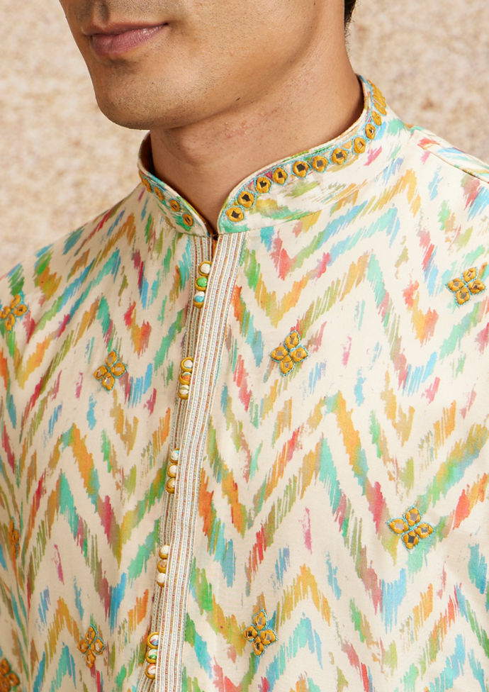 Twamev Men Beige Multicoloured Chevron Patterned Kurta Set