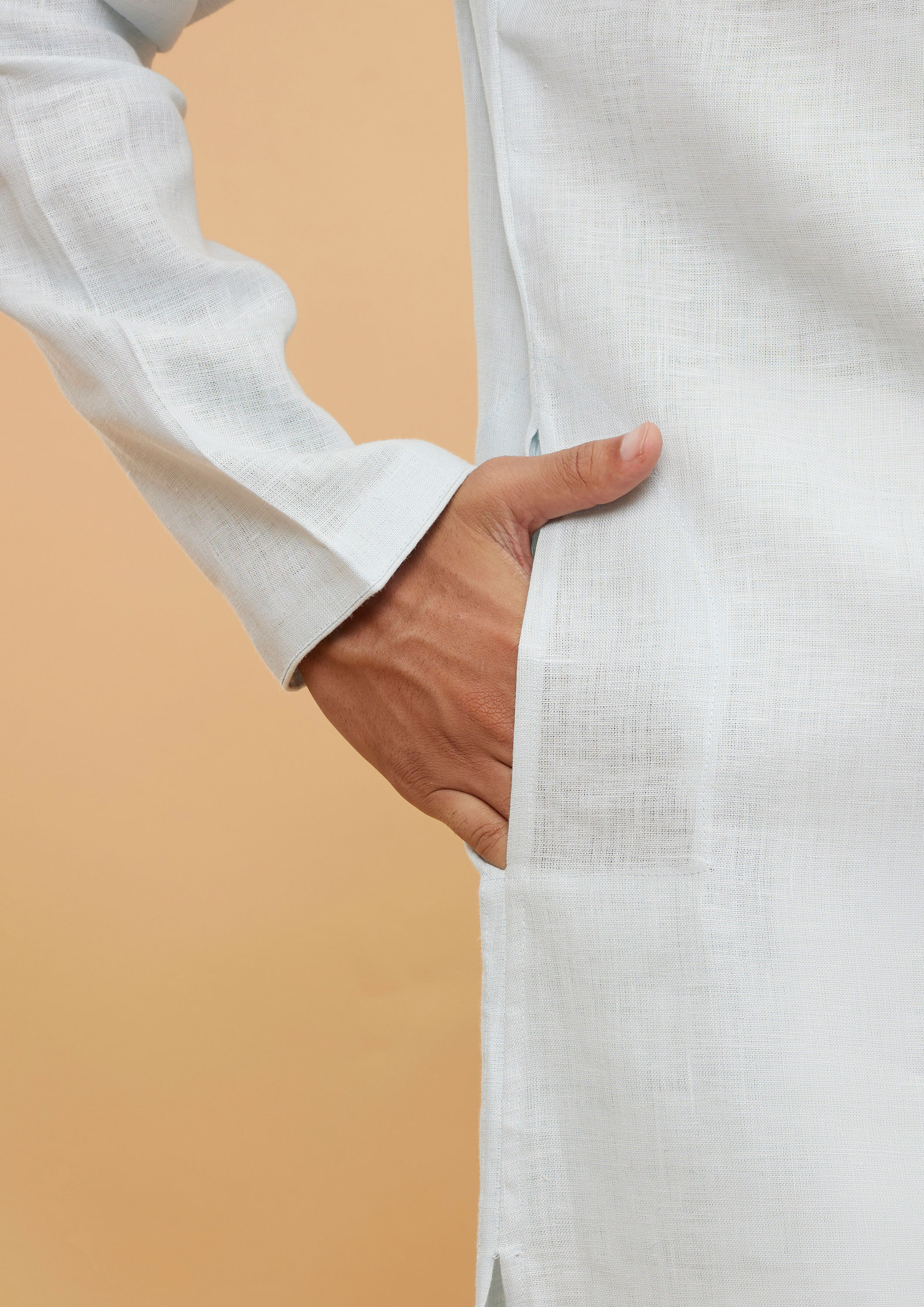 Twamev Men Ice Blue Plain Kurta Set with Embellished Neckline