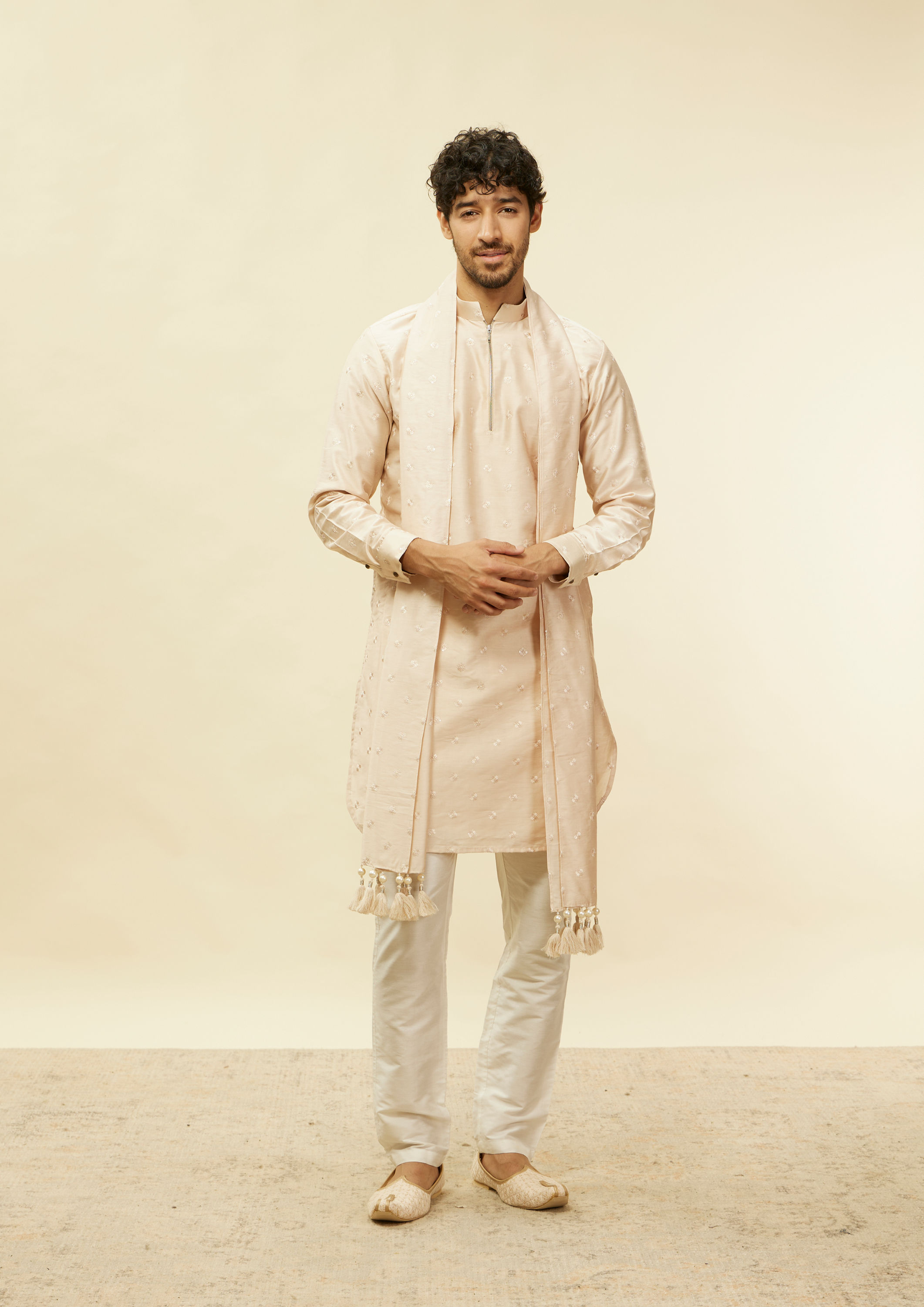 alt message - Twamev Men Peach Sequin Radiance Kurta Set image number 2