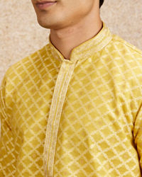 Twamev Men Mustard Yellow Jaal Patterned Kurta Set