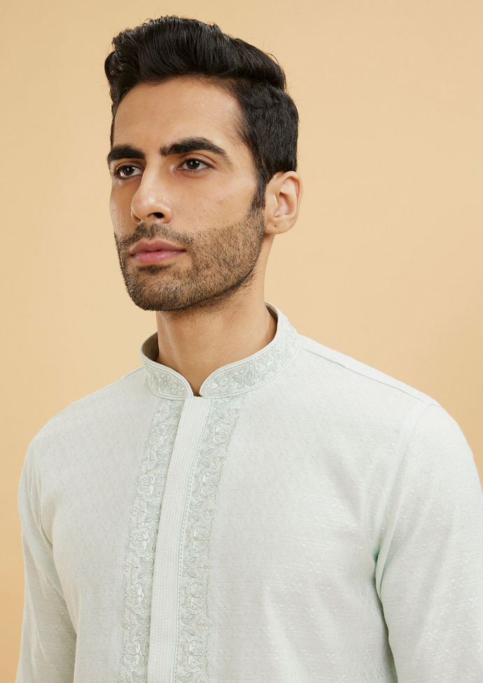 Twamev Men Aqua Green Floral Patterned Kurta Set with Embroidered Neckline