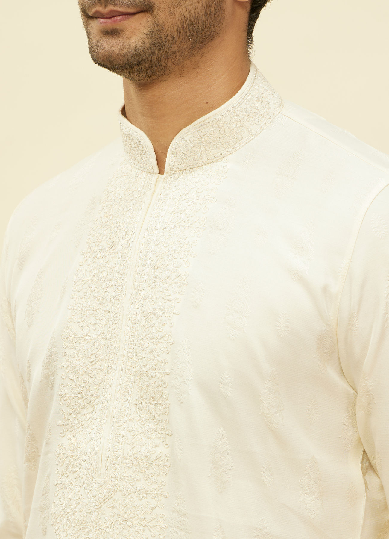 Twamev Men Elegant Cream Printed Mandarin Collar Kurta Set