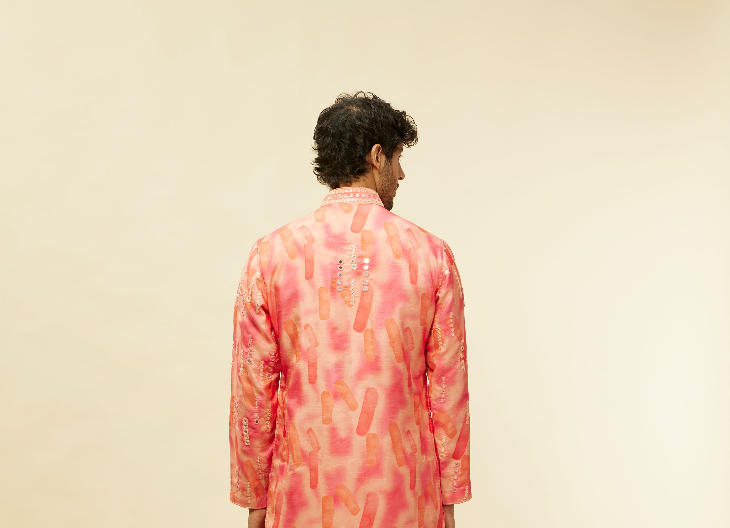 Twamev Men Suave Pink Linear Foil Mirror Kurta Set