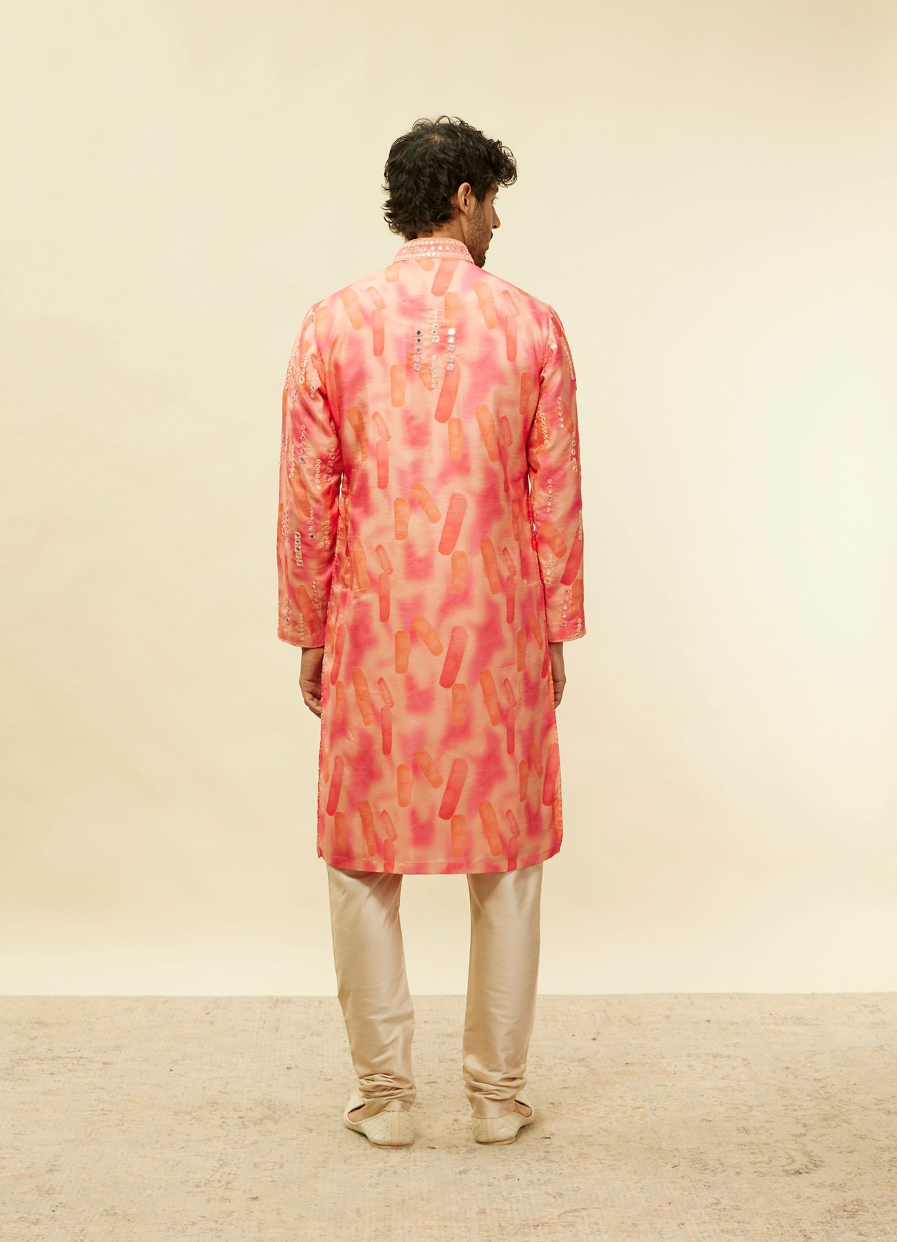 Twamev Men Suave Pink Linear Foil Mirror Kurta Set