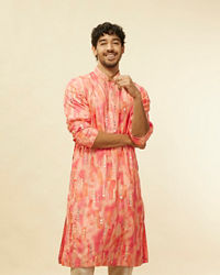 Twamev Men Suave Pink Linear Foil Mirror Kurta Set