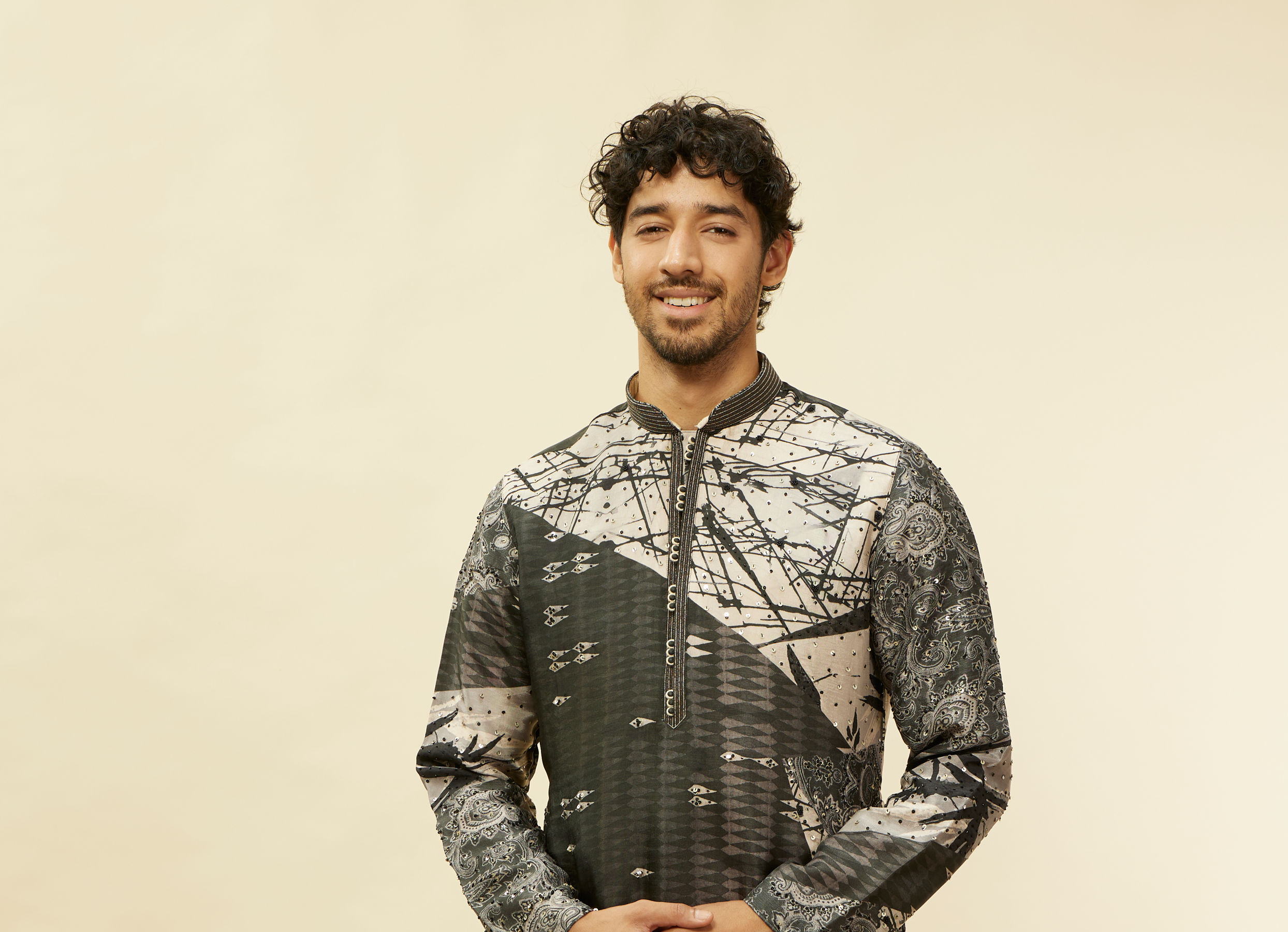 Twamev Men Stand Out Grey Self Print Kurta Set