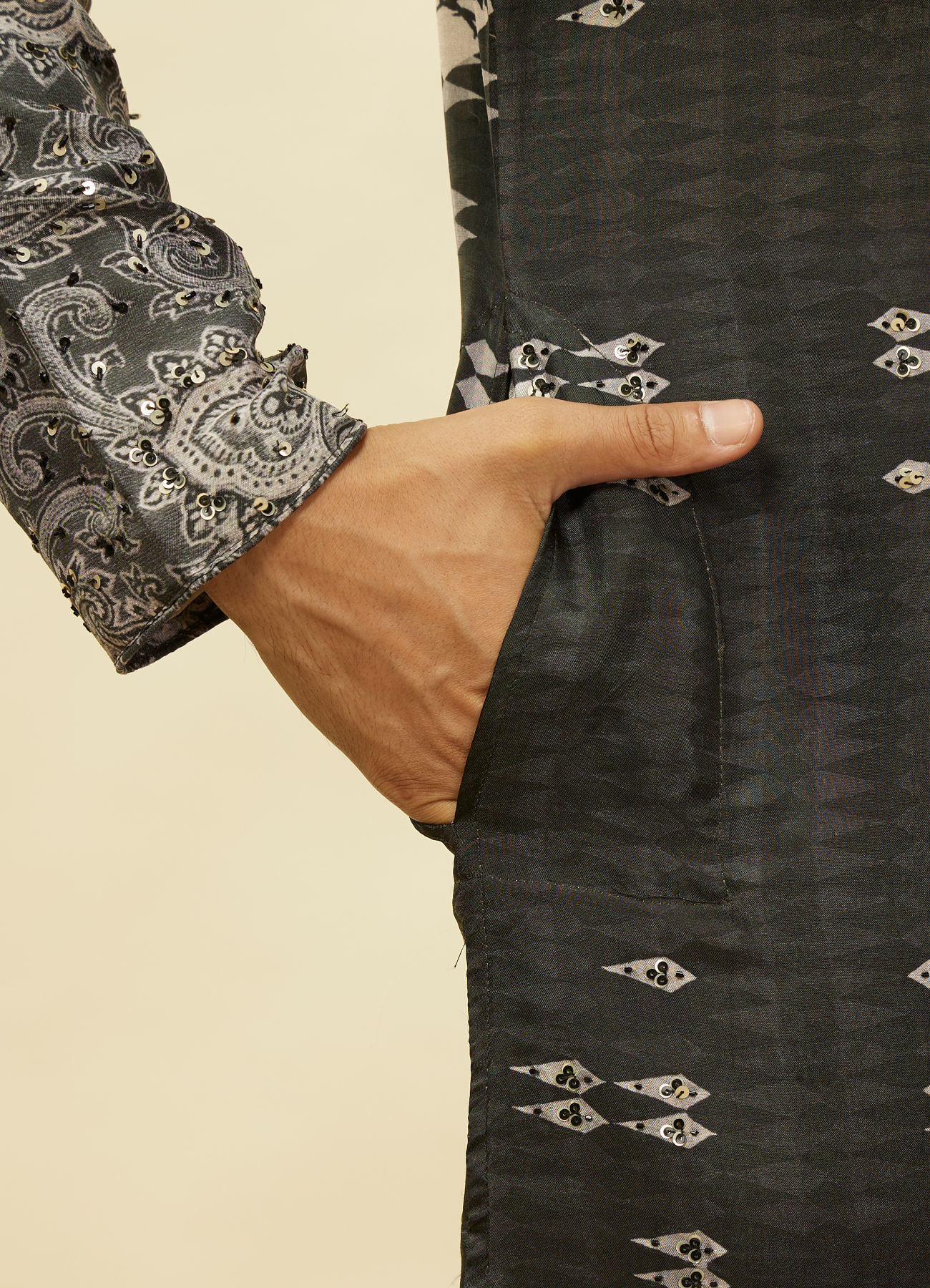 Twamev Men Stand Out Grey Self Print Kurta Set