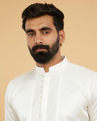 Twamev Men White Viscose Self-Embroidered Kurta Set