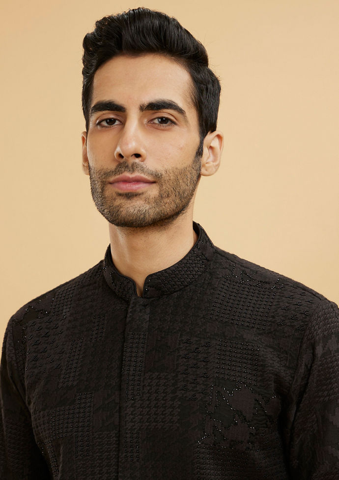Twamev Men Charcoal Black Self Patterned Kurta Set with Shimmery Highlights