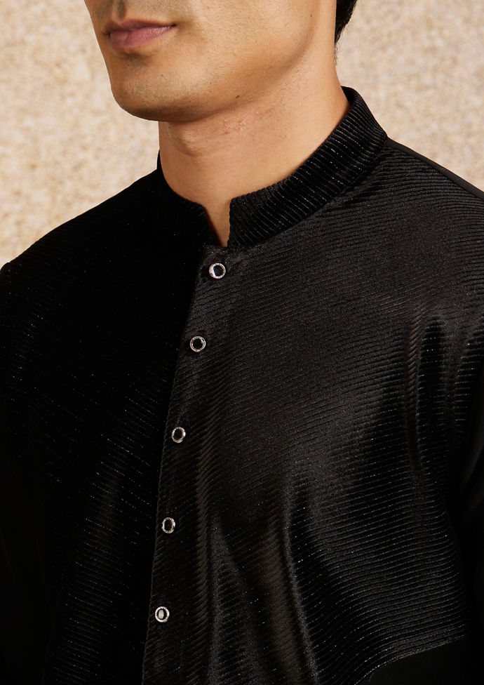 Twamev Men Zari Embellished Black Kurta Pajama