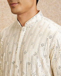 Twamev Men Warm White Chowkadi Motif Patterned Kurta Set