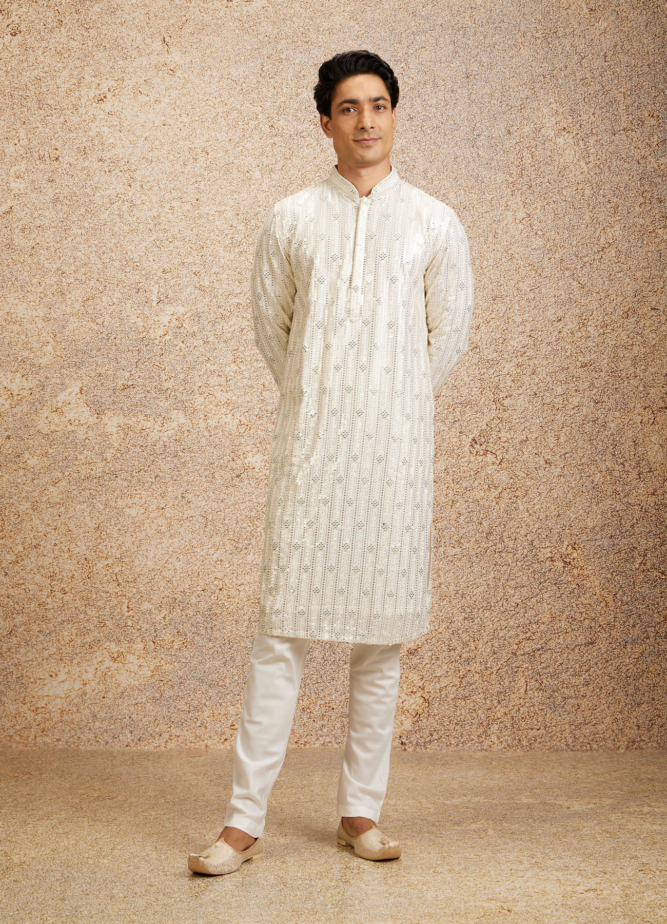 Twamev Men Warm White Chowkadi Motif Patterned Kurta Set