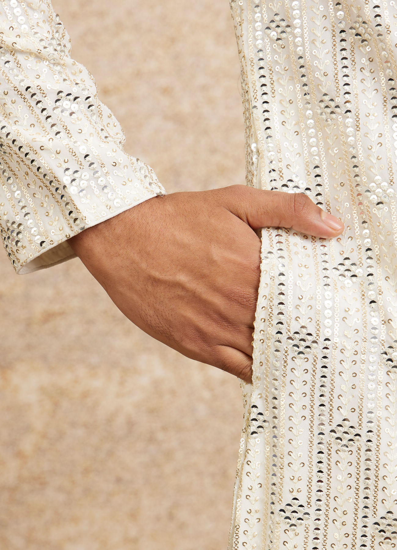 Twamev Men Warm White Chowkadi Motif Patterned Kurta Set