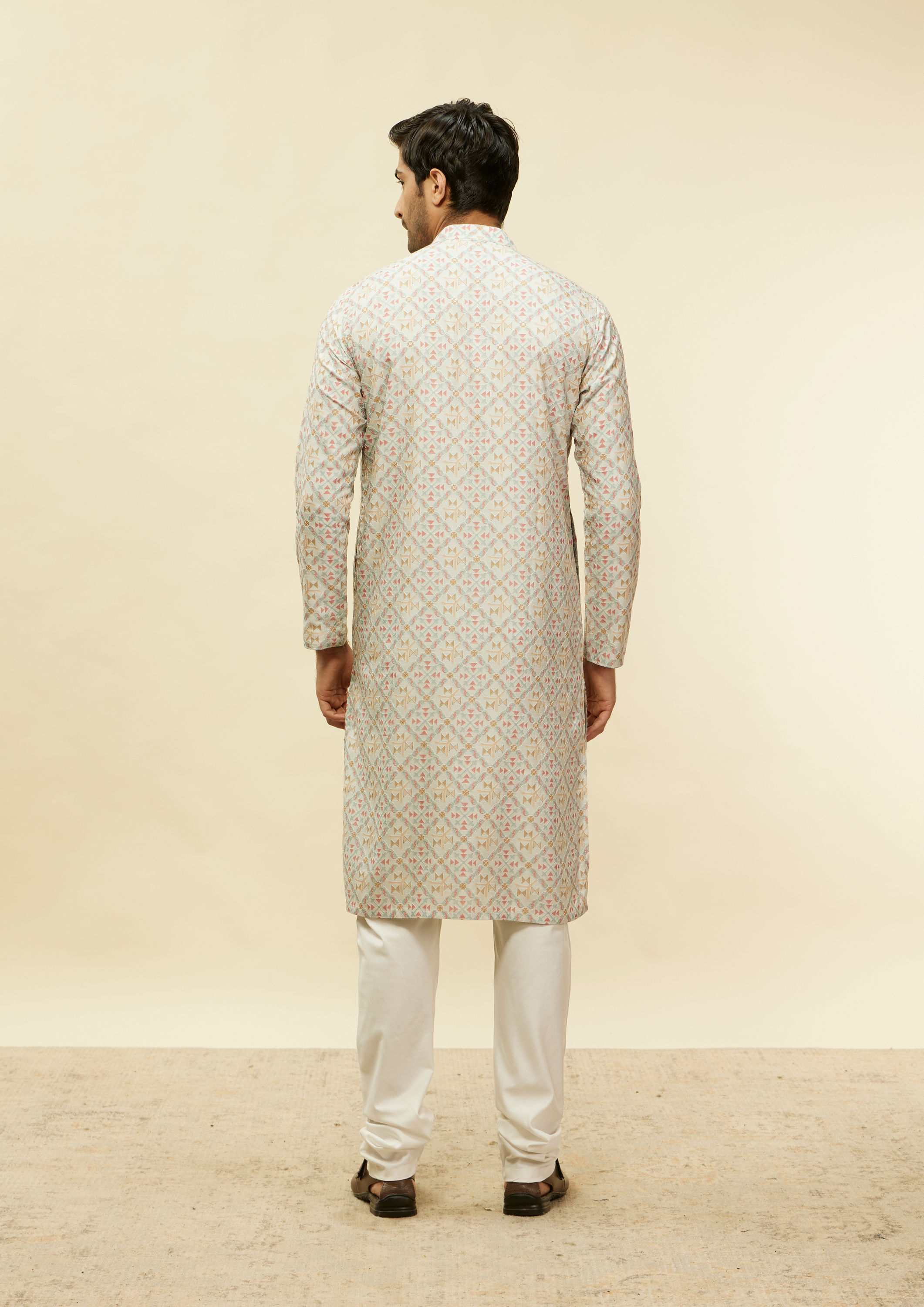 Twamev Men Suave Grey Print Kurta Set