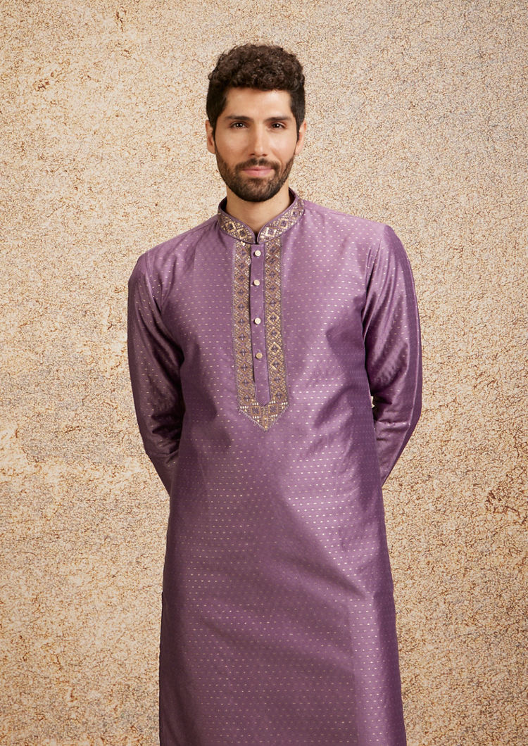 Twamev Men Lilac Embroidered Kurta Pajama