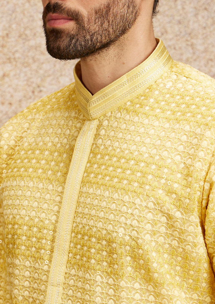 Twamev Men Sparkling Yellow Georgette Kurta Pajama image number 1