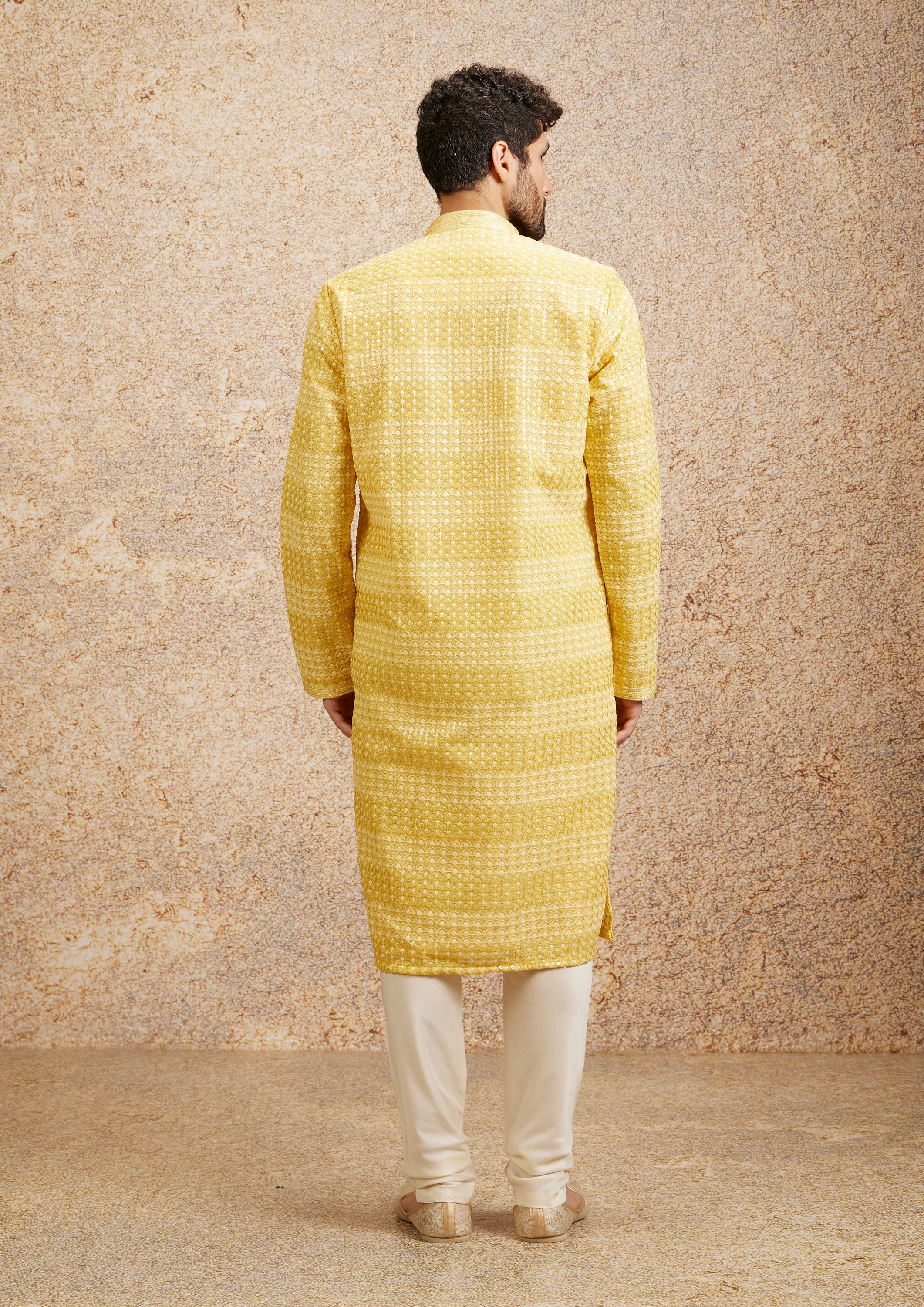 Twamev Men Sparkling Yellow Georgette Kurta Pajama image number 4